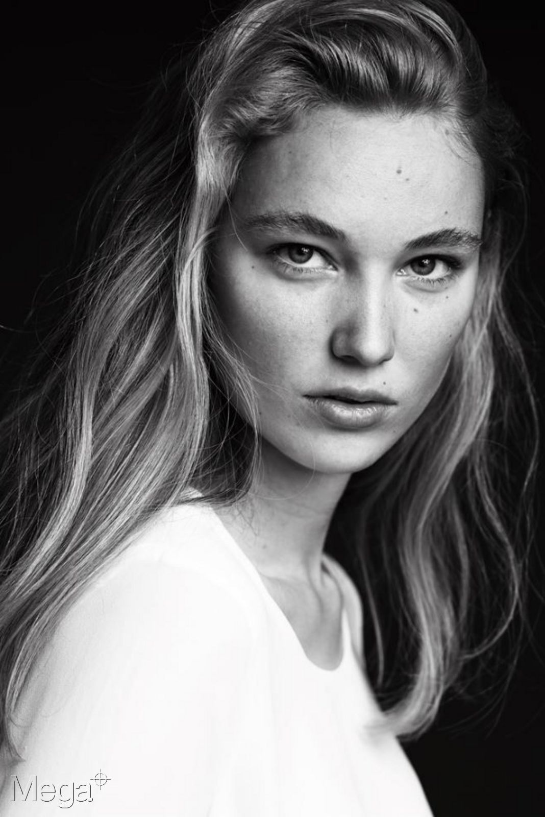 Katharina Beckmann - Mega Model Agency